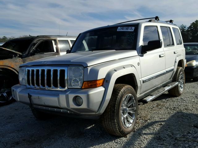 1J8HG58277C536317 - 2007 JEEP COMMANDER SILVER photo 2