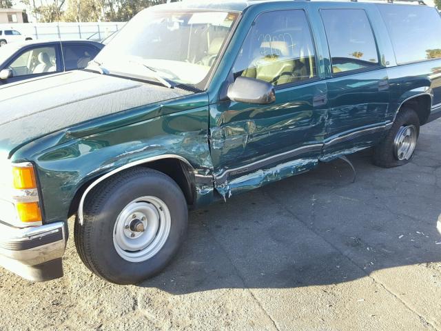 3GNEC16RXVG185757 - 1997 CHEVROLET SUBURBAN C GREEN photo 10