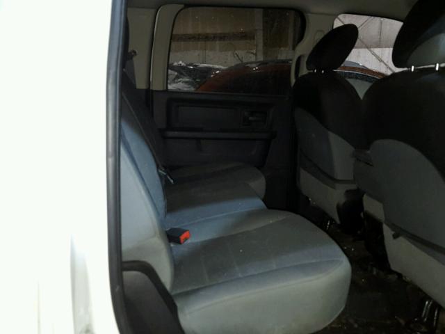 3C7WRTCJ9GG267944 - 2016 RAM 3500 WHITE photo 6