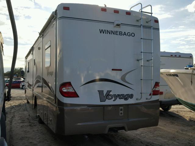 5B4MPA7G353400636 - 2005 WORKHORSE CUSTOM CHASSIS MOTORHOME TWO TONE photo 3