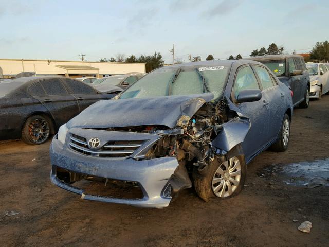 5YFBU4EE5DP152425 - 2013 TOYOTA COROLLA BA BLUE photo 2