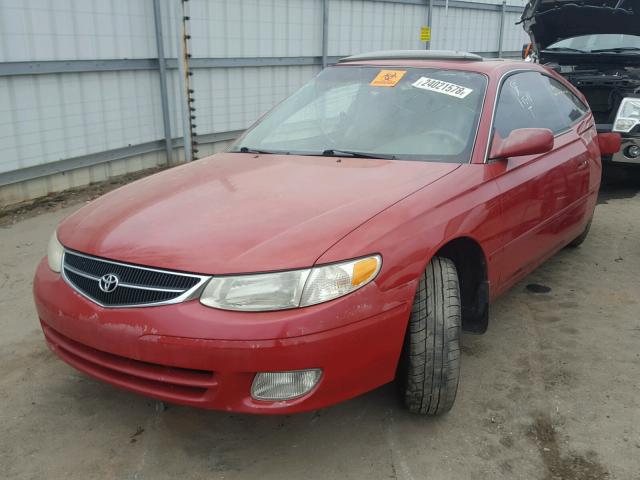2T1CG22P1YC333825 - 2000 TOYOTA CAMRY SOLA RED photo 2