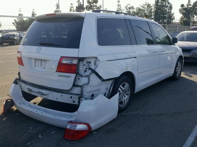 5FNRL38665B415907 - 2005 HONDA ODYSSEY EX WHITE photo 4