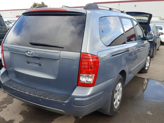 KNDMC233786050316 - 2008 HYUNDAI ENTOURAGE BLUE photo 4