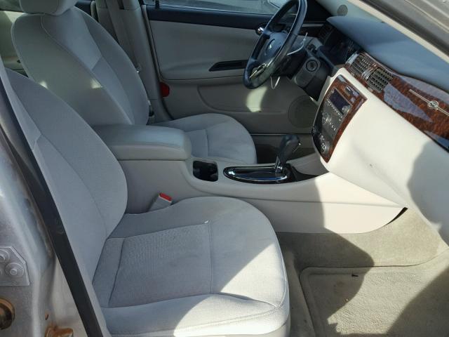 2G1WB5E39C1217195 - 2012 CHEVROLET IMPALA LT SILVER photo 5