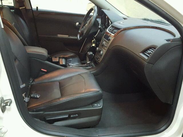 1G1ZE5E17BF230120 - 2011 CHEVROLET MALIBU LTZ Ağ foto 5