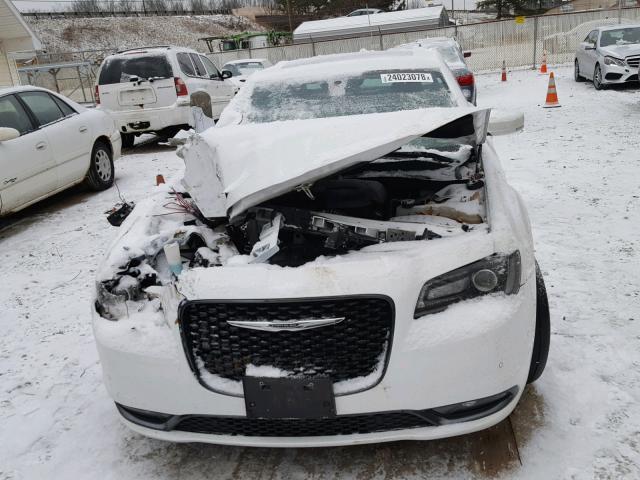 2C3CCAGG5FH793091 - 2015 CHRYSLER 300 S WHITE photo 9