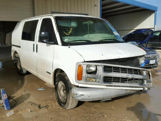 1GCEG15M621236085 - 2002 CHEVROLET EXPRESS G1 WHITE photo 1