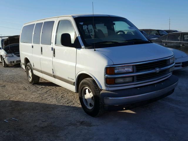 1GNFG15M511211141 - 2001 CHEVROLET EXPRESS G1 WHITE photo 1