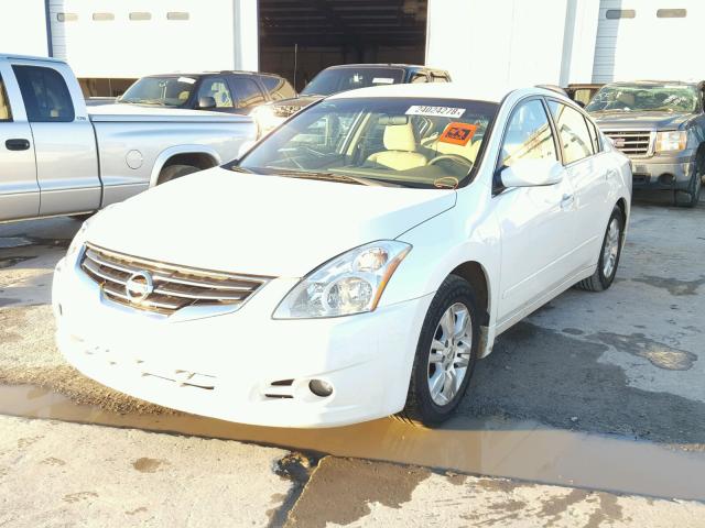 1N4AL2AP7CC117389 - 2012 NISSAN ALTIMA BAS WHITE photo 2