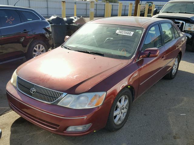 4T1BF28B2YU097646 - 2000 TOYOTA AVALON XL MAROON photo 2