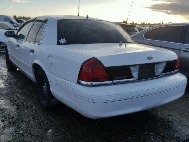 2FAFP71W3XX201006 - 1999 FORD CROWN VICT WHITE photo 3