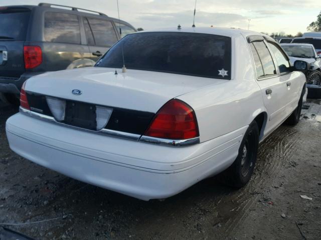 2FAFP71W3XX201006 - 1999 FORD CROWN VICT WHITE photo 4