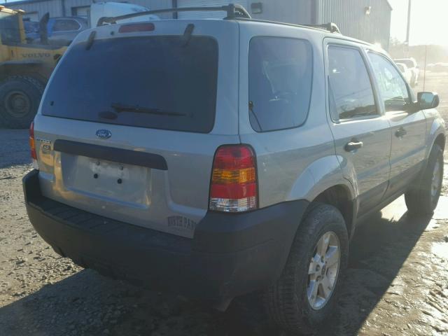 1FMYU93Z75KD90396 - 2005 FORD ESCAPE XLT BEIGE photo 4