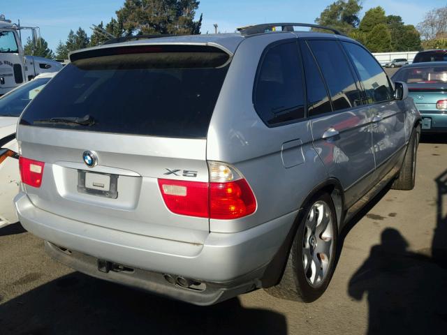 WBAFB33551LH10525 - 2001 BMW X5 4.4I SILVER photo 4