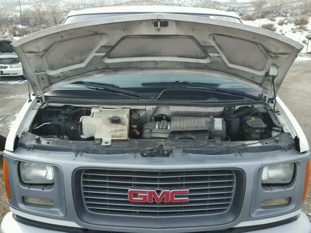 1GTGG25R521903187 - 2002 GMC SAVANA G25 WHITE photo 7