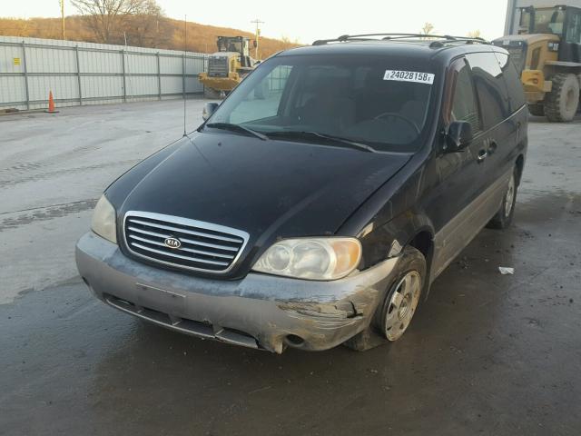 KNDUP131136436106 - 2003 KIA SEDONA EX BLACK photo 2