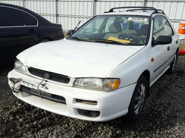 JF1GF4354VH821189 - 1997 SUBARU IMPREZA L WHITE photo 2