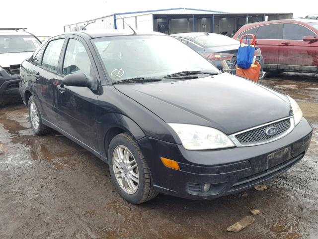 1FAFP34N15W132868 - 2005 FORD FOCUS ZX4 BLACK photo 1