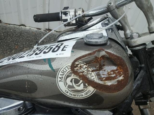 JH2RC44436M001123 - 2006 HONDA VT750 CDA 银色 照片 10
