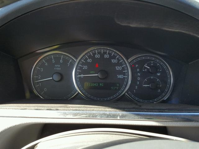 2G4WD562951351694 - 2005 BUICK LACROSSE C BURGUNDY photo 8