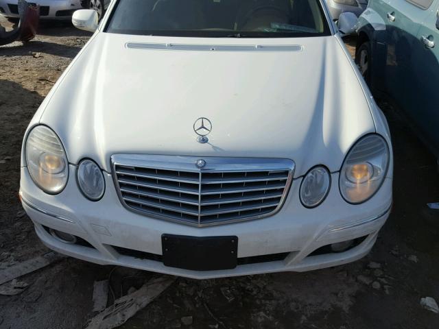 WDBUF87X58B355486 - 2008 MERCEDES-BENZ E 350 4MAT WHITE photo 7