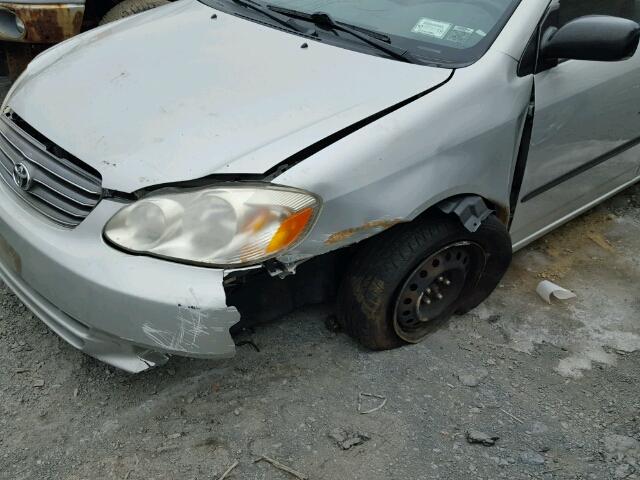 2T1BR32E04C235132 - 2004 TOYOTA COROLLA CE SILVER photo 9