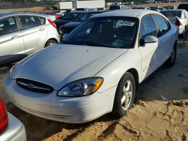 1FAFP53U22A146484 - 2002 FORD TAURUS SE WHITE photo 2