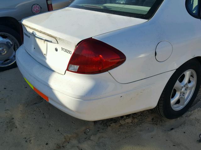 1FAFP53U22A146484 - 2002 FORD TAURUS SE WHITE photo 9