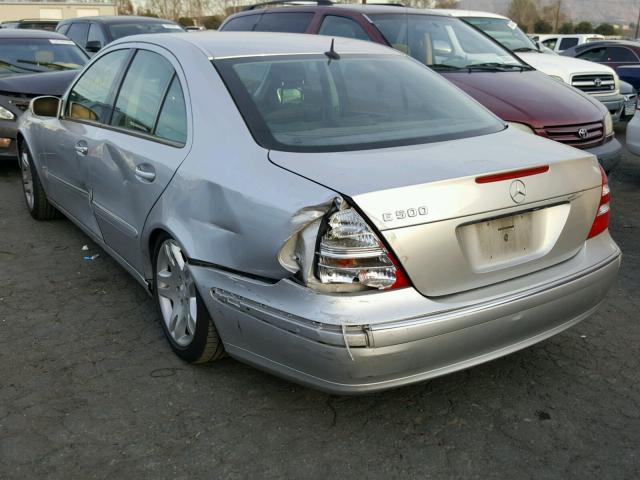 WDBUF70JX3A183194 - 2003 MERCEDES-BENZ E 500 SILVER photo 3