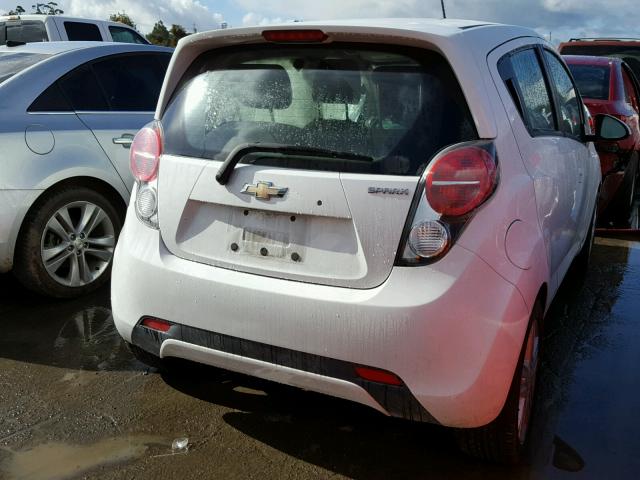 KL8CD6S93FC727598 - 2015 CHEVROLET SPARK 1LT WHITE photo 4