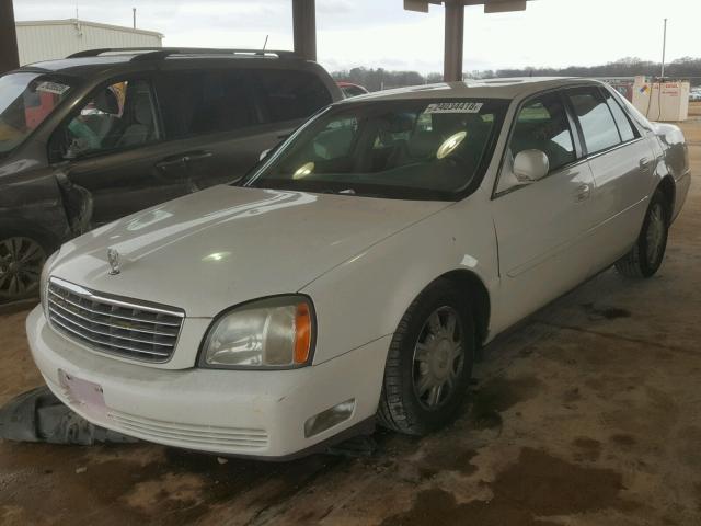 1G6KD54Y75U136039 - 2005 CADILLAC DEVILLE WHITE photo 2