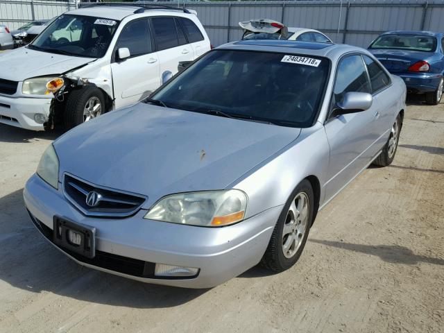 19UYA42451A036674 - 2001 ACURA 3.2CL SILVER photo 2