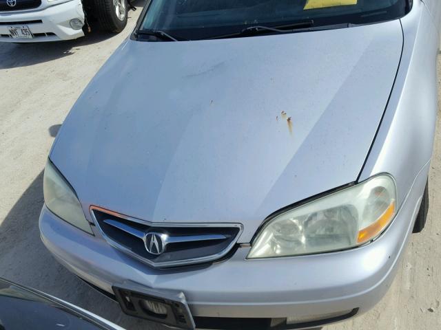 19UYA42451A036674 - 2001 ACURA 3.2CL SILVER photo 7