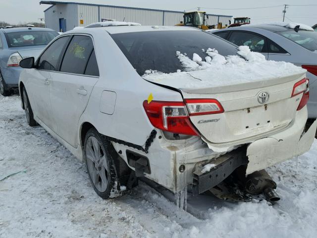 4T1BF1FK8CU626930 - 2012 TOYOTA CAMRY BASE WHITE photo 3