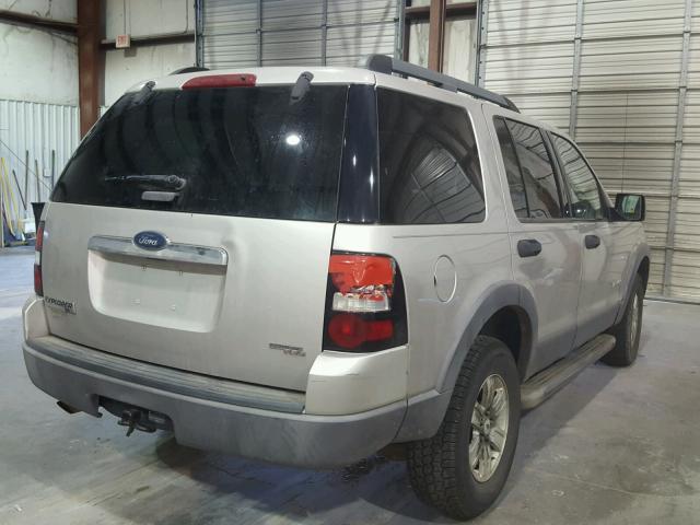 1FMEU63E96UB68964 - 2006 FORD EXPLORER X SILVER photo 4