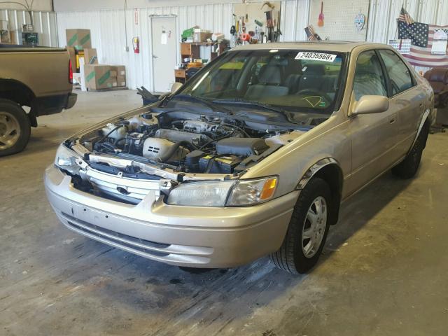 4T1BG22K3WU852757 - 1998 TOYOTA CAMRY CE BEIGE photo 2