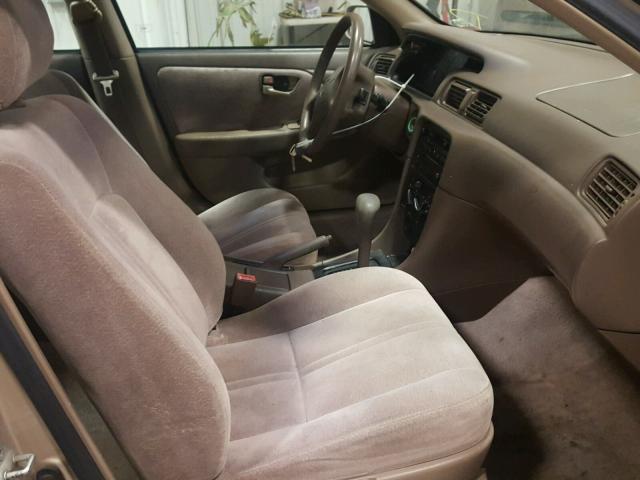 4T1BG22K3WU852757 - 1998 TOYOTA CAMRY CE BEIGE photo 5