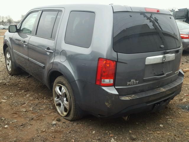 5FNYF4H40CB028208 - 2012 HONDA PILOT EX GRAY photo 3