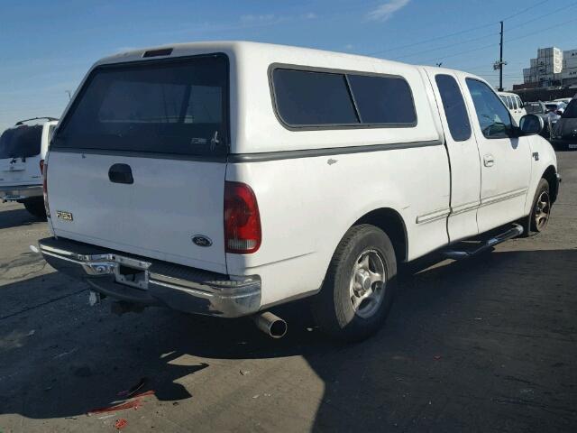 1FTZX176XWKB76005 - 1998 FORD F150 WHITE photo 4