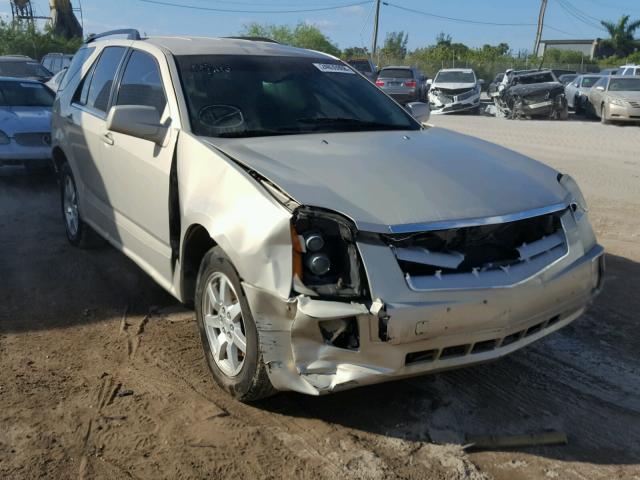 1GYEE637570149768 - 2007 CADILLAC SRX GOLD photo 1