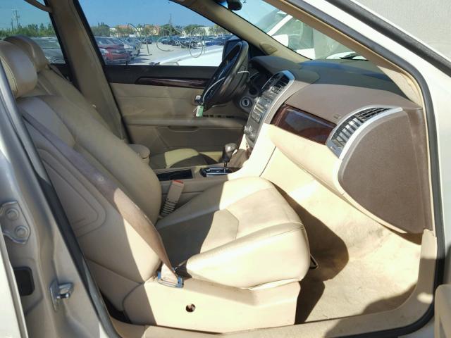 1GYEE637570149768 - 2007 CADILLAC SRX GOLD photo 5