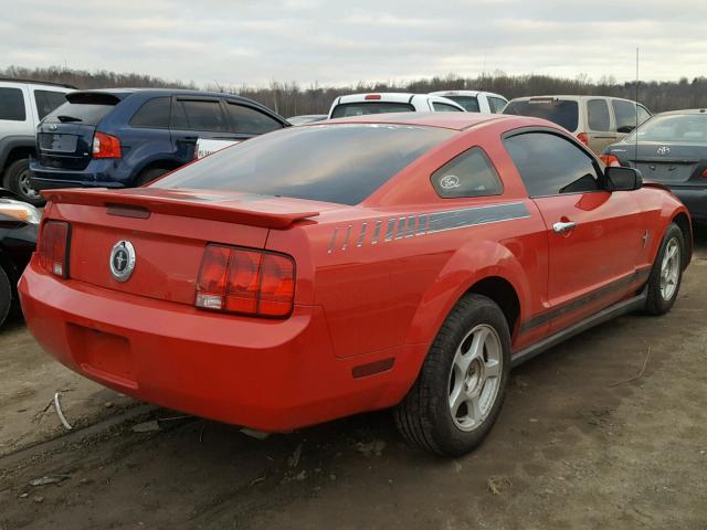 1ZVFT80N175328632 - 2007 FORD MUSTANG RED photo 4