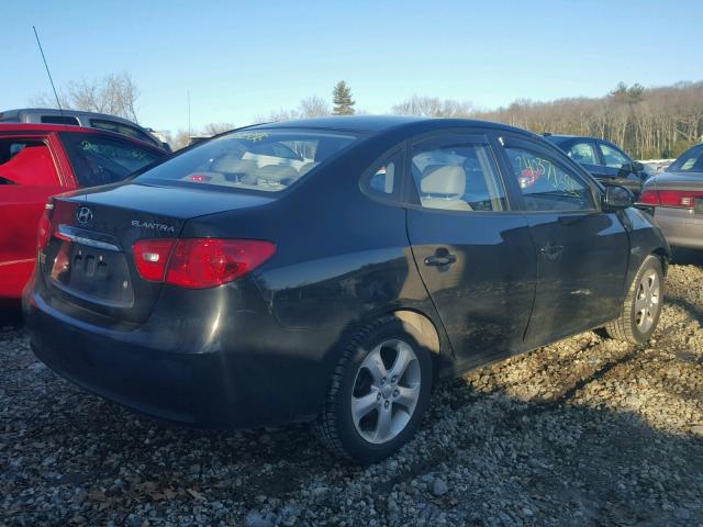 KMHDU46D77U113157 - 2007 HYUNDAI ELANTRA GL BLACK photo 4