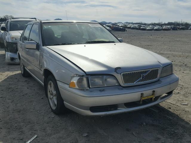 YV1LS61JXY2658940 - 2000 VOLVO S70 BASE SILVER photo 1