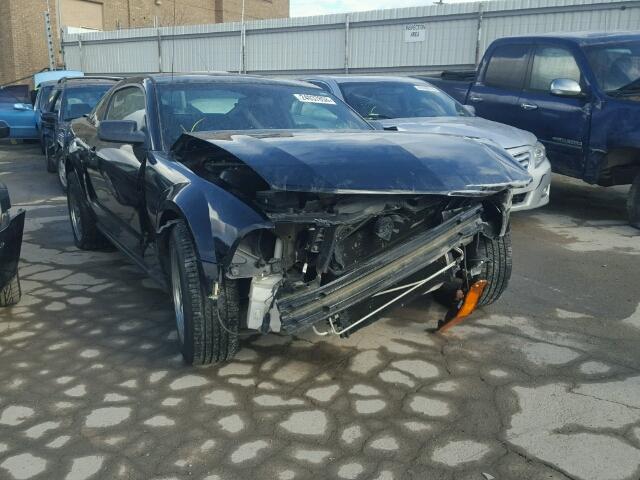 1ZVFT80N755142977 - 2005 FORD MUSTANG BLACK photo 1