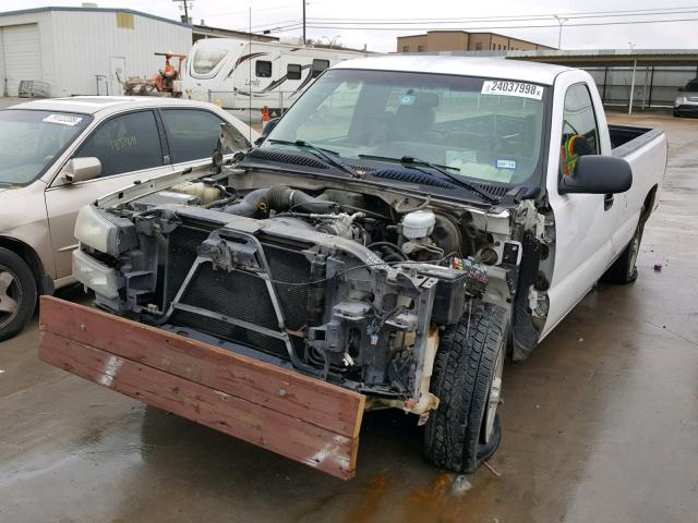 1GCEC14X43Z321694 - 2003 CHEVROLET SILVERADO WHITE photo 2