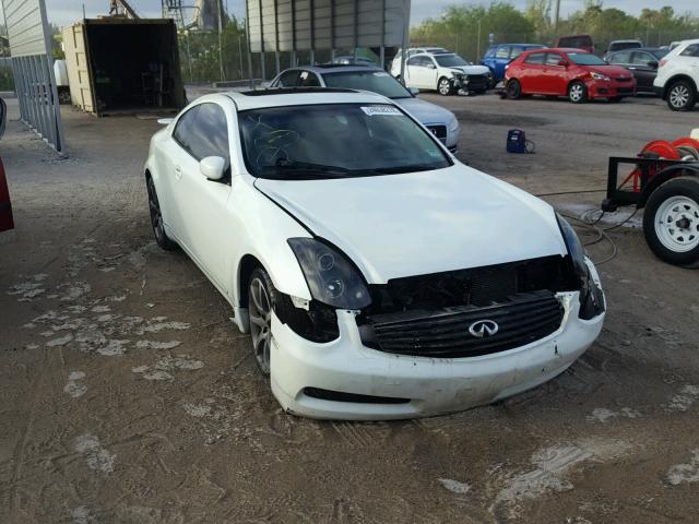 JNKCV54E95M417049 - 2005 INFINITI G35 WHITE photo 1