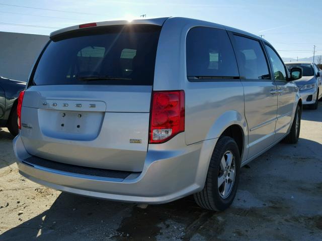 2D4RN3DG6BR628321 - 2011 DODGE GRAND CARA SILVER photo 4