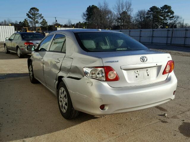 2T1BU40E59C044885 - 2009 TOYOTA COROLLA BA SILVER photo 3